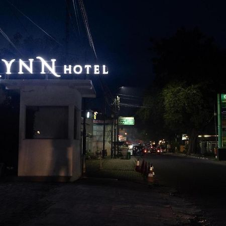 ลินน์ โฮเทล เซรัง Hotel ภายนอก รูปภาพ