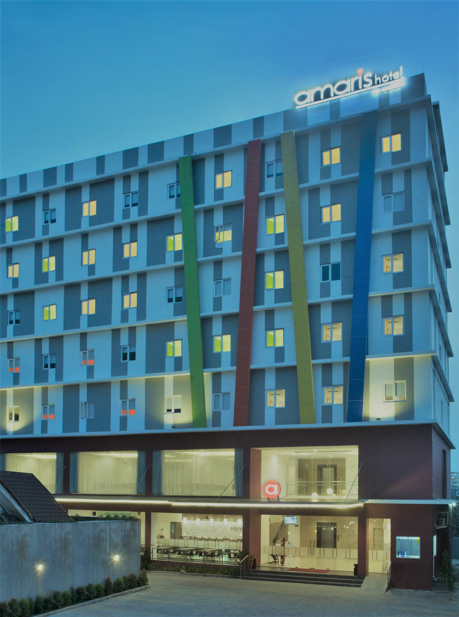 ลินน์ โฮเทล เซรัง Hotel ภายนอก รูปภาพ